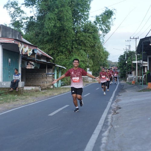 Race photo from KEDIRI HALF MARATHON 2026