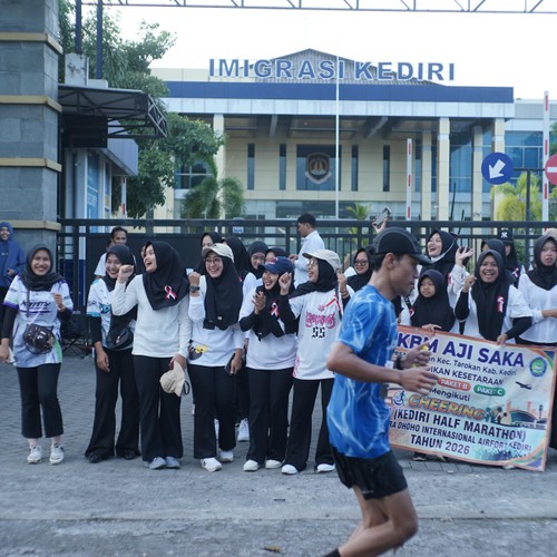Race photo from KEDIRI HALF MARATHON 2026