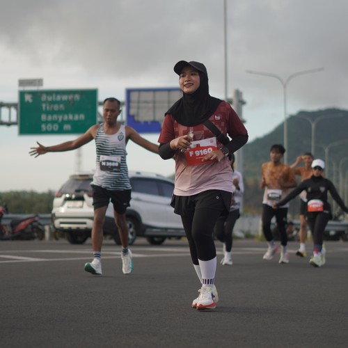 Race photo from KEDIRI HALF MARATHON 2026