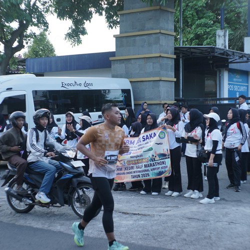 Race photo from KEDIRI HALF MARATHON 2026