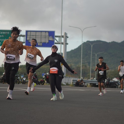Race photo from KEDIRI HALF MARATHON 2026