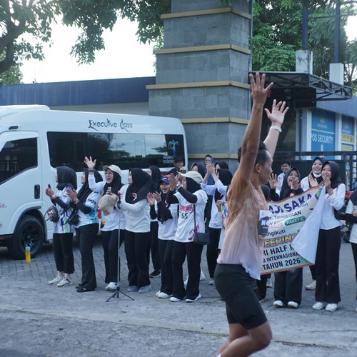 Race photo from KEDIRI HALF MARATHON 2026
