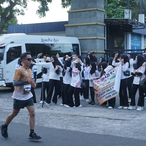Race photo from KEDIRI HALF MARATHON 2026