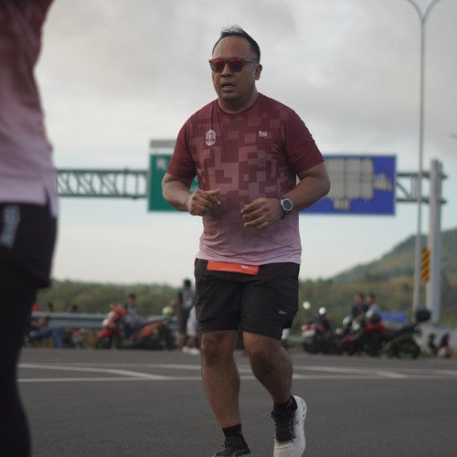 Race photo from KEDIRI HALF MARATHON 2026