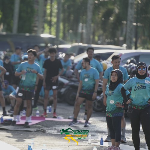 Race photo from VIBES AND STRENGTH CAMP ABR 2025