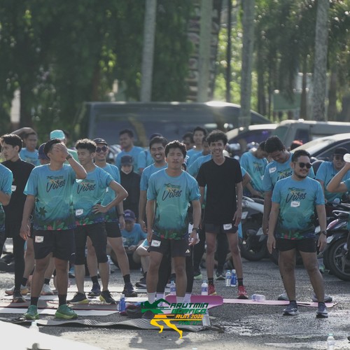 Race photo from VIBES AND STRENGTH CAMP ABR 2025
