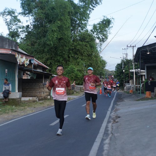 Race photo from KEDIRI HALF MARATHON 2026