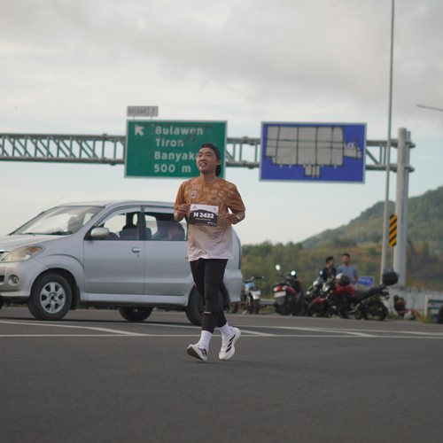 Race photo from KEDIRI HALF MARATHON 2026