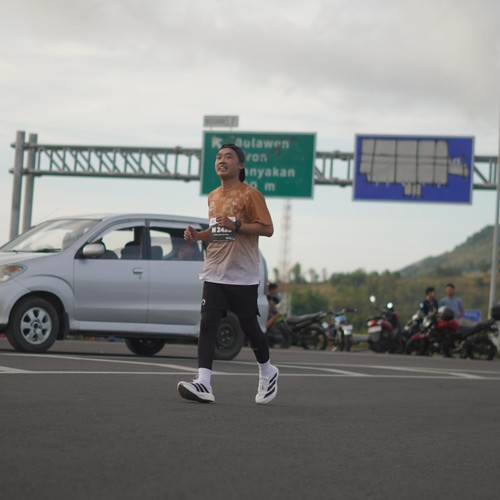 Race photo from KEDIRI HALF MARATHON 2026