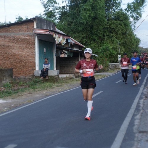 Race photo from KEDIRI HALF MARATHON 2026