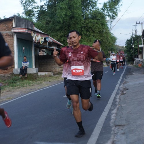 Race photo from KEDIRI HALF MARATHON 2026