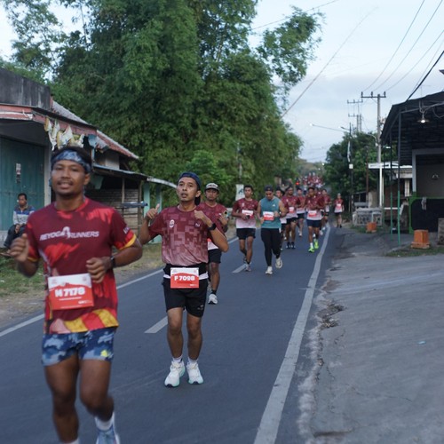 Race photo from KEDIRI HALF MARATHON 2026