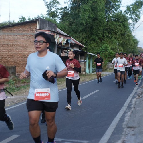 Race photo from KEDIRI HALF MARATHON 2026