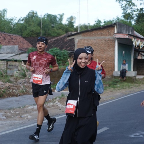 Race photo from KEDIRI HALF MARATHON 2026