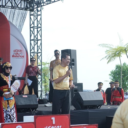Race photo from KEDIRI HALF MARATHON 2026
