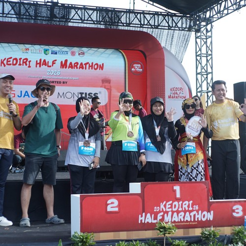 Race photo from KEDIRI HALF MARATHON 2026