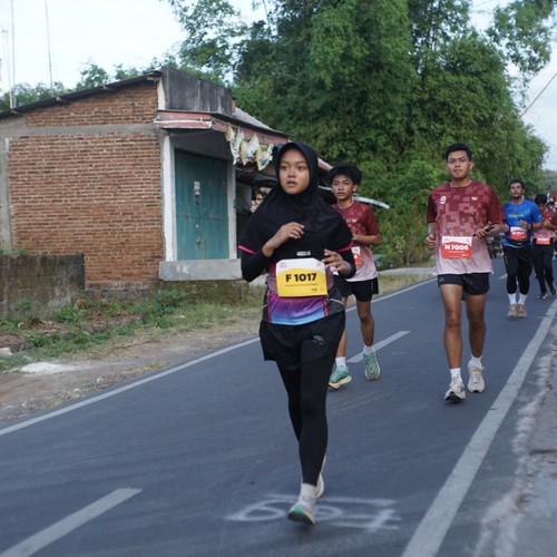 Race photo from KEDIRI HALF MARATHON 2026