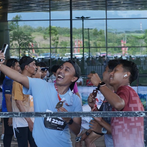 Race photo from KEDIRI HALF MARATHON 2026