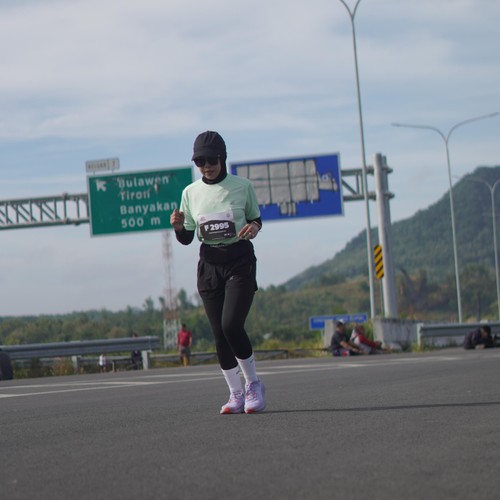 Race photo from KEDIRI HALF MARATHON 2026