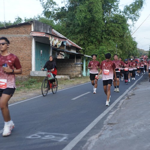 Race photo from KEDIRI HALF MARATHON 2026