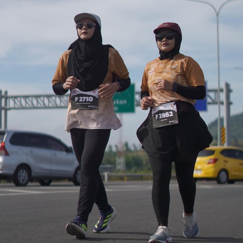 Race photo from KEDIRI HALF MARATHON 2026