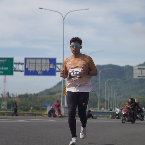 Race photo from KEDIRI HALF MARATHON 2026