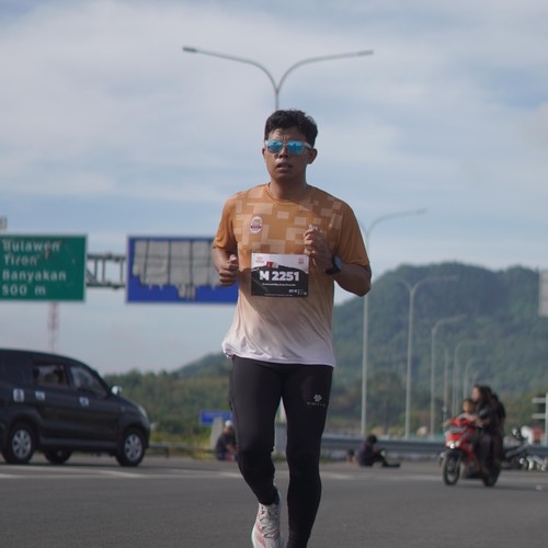 Race photo from KEDIRI HALF MARATHON 2026