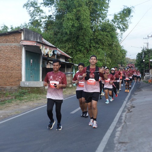Race photo from KEDIRI HALF MARATHON 2026