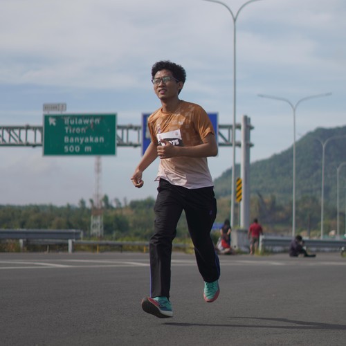 Race photo from KEDIRI HALF MARATHON 2026
