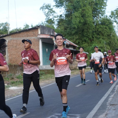 Race photo from KEDIRI HALF MARATHON 2026