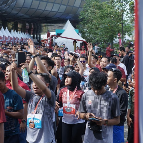 Race photo from KEDIRI HALF MARATHON 2026