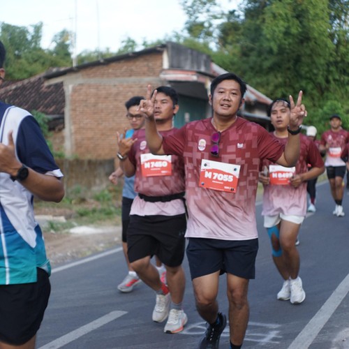 Race photo from KEDIRI HALF MARATHON 2026