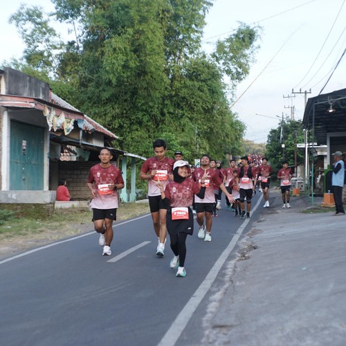 Race photo from KEDIRI HALF MARATHON 2026