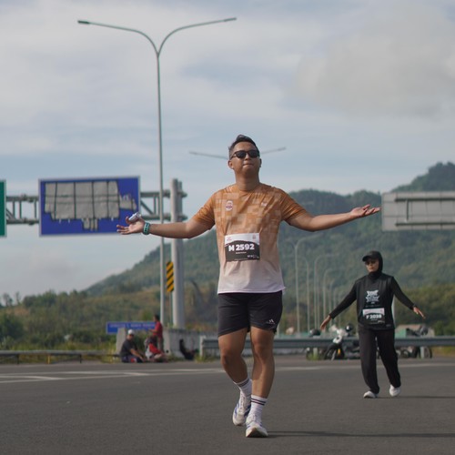 Race photo from KEDIRI HALF MARATHON 2026