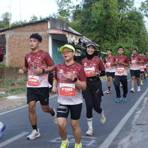 Race photo from KEDIRI HALF MARATHON 2026