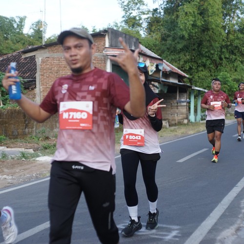 Race photo from KEDIRI HALF MARATHON 2026