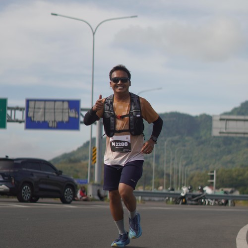 Race photo from KEDIRI HALF MARATHON 2026