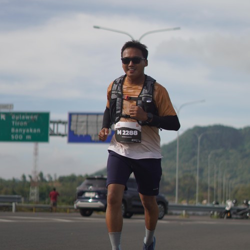 Race photo from KEDIRI HALF MARATHON 2026