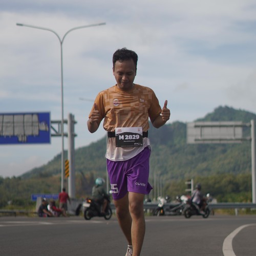 Race photo from KEDIRI HALF MARATHON 2026