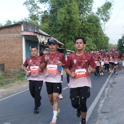 Race photo from KEDIRI HALF MARATHON 2026