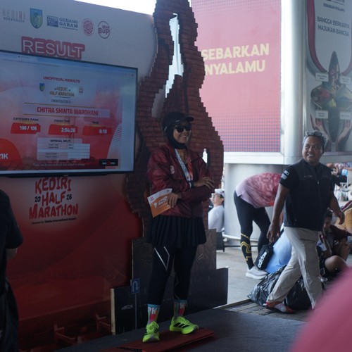 Race photo from KEDIRI HALF MARATHON 2026