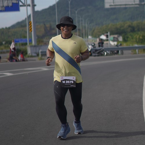 Race photo from KEDIRI HALF MARATHON 2026