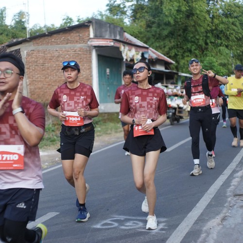 Race photo from KEDIRI HALF MARATHON 2026