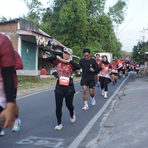 Race photo from KEDIRI HALF MARATHON 2026