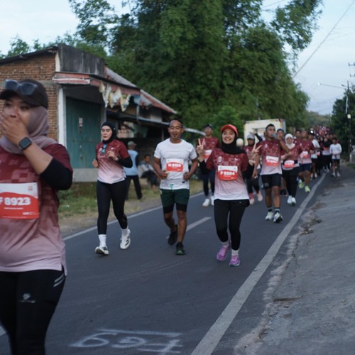 Race photo from KEDIRI HALF MARATHON 2026
