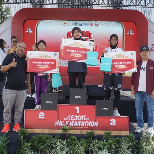 Race photo from KEDIRI HALF MARATHON 2026