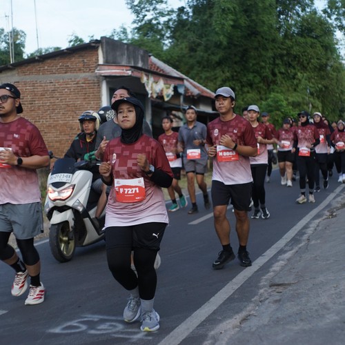 Race photo from KEDIRI HALF MARATHON 2026