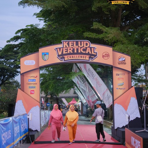 Race photo from KELUD VERTICAL CHALLENGE 2025