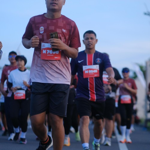 Race photo from KEDIRI HALF MARATHON 2026