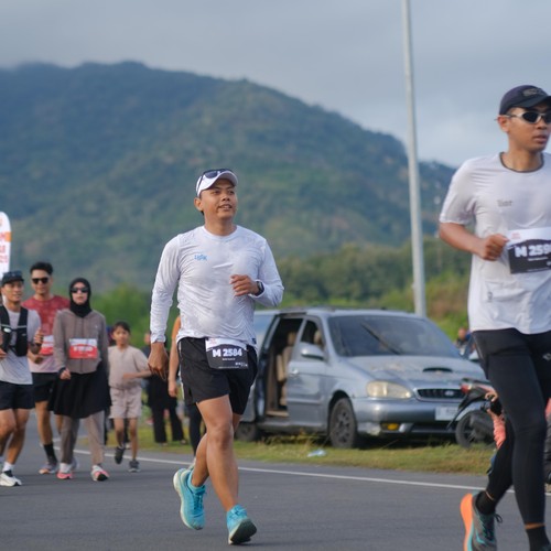 Race photo from KEDIRI HALF MARATHON 2026